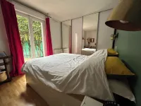 Appartement Pour 6 Personnes Avec Jardin - Montrouge - Majordome à Disposition Hotels in Montrouge