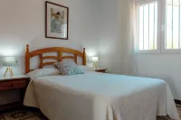 Las Piñas Vacation House - Beach - Terrace - Parking - by Primestay Hotels in Benicarlo