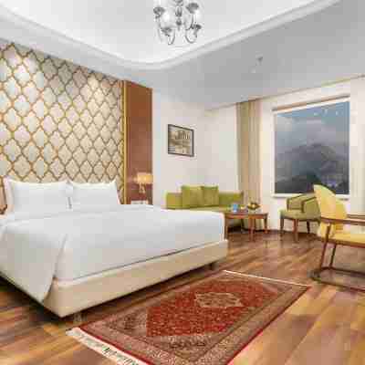 Sarovar Premiere Srinagar Rooms