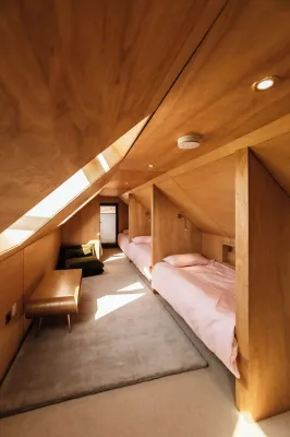 Chalet Style apartment with bed pods. Great for groups of friends Hotels near St Mary the Virgin Church, High Halden