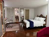 Elegant and spacious studio in an upscale neighborhood of Belém. Hotels in Nazare