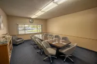 機場皮卡迪利酒店