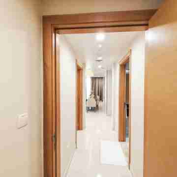 Abu Dhabi Royal Home, Family Apartment, Beach View Others