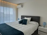 3 bedroom apartment in luxury furnished condominium 1000m from lavadores beach Hotel a 