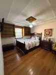 4-bedroom lodge in delightful Lubbock with AC, WiFi