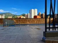 Hermoso y comodo apartamento con vista a la ciudad  en sabaneta,cerca a todo!