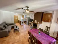 Alojamiento Los Tejos - Arroyo Frio 아로요프리오 호텔