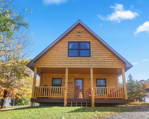 Seasons on Oak Short Walk to Best Fly Fishing in Northeast Cozy Cabin Deposit NY Hotels in Deposit