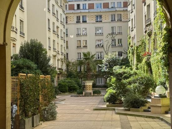 Practical studio Paris 7e - 2 steps from the Eiffel Tower and Trocadéro