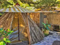 The Glamping, studio tent with bathroom, extra kitchen room, terrace. Hotels in El Pueblo
