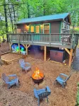 Cozy Couples Cabin, 10 min from West Jefferson