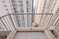 Cozy Studio at Casa de Parco Apartment Hotels in Cisauk