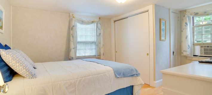 1 Mi to Marina! Hyannis Family Getaway w/ Deck Hotels in Hyannis