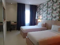 All Nite & Day Makassar فنادق في Makassar District