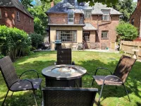 The Castle is Back! 4 Br/3.5 BA, Game Room, Jacuzzi Bathtub! 1 Mile from UT!