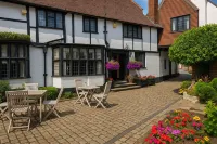 The Crown Hotels in Chiltern District