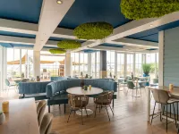 Villa in Cape Helius with Garden Terrace Hotels in Hellevoetsluis