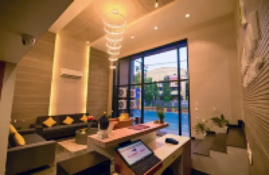 Carry Inn Hotel Indore