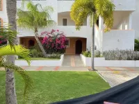 Walking distance to everything on Simpson bay area Restaurants, Beach, Nite Life