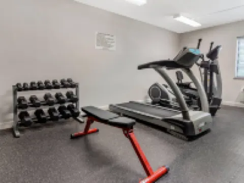 クオリティ イン アンド スイーツ ローリー ダーラム エアポート ケーリーのホテル