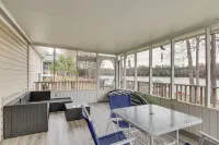 Saluda River Retreat w/ Boat Ramp & Water Views! - 3 tähden