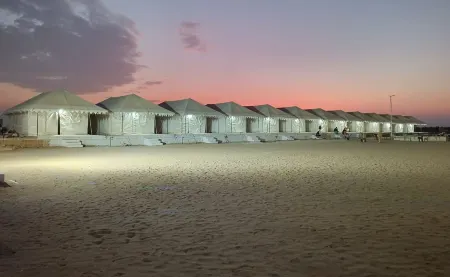 Barkha Desert Safari Camp Sam Sand Dunes Отели рядом с достопримечательностью «Джайсалмер»