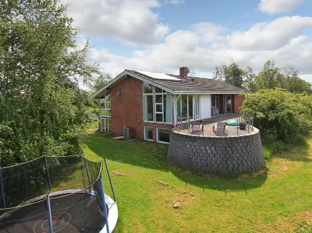 10 person holiday home in Haderslev-By Traum