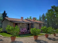 Farmhouse in Loro Ciuffenna with Pool & Garden