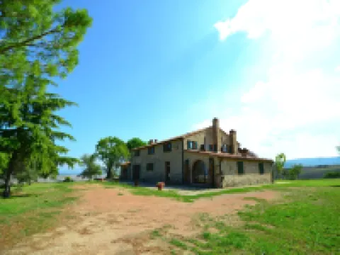 Farmhouse in Pisan Hills with Pool