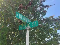 Cozy little cottage right in the friendly town of Damascus.