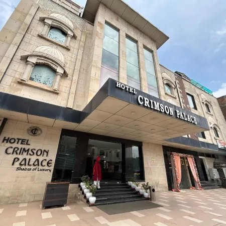 Hotel Crimson Palace