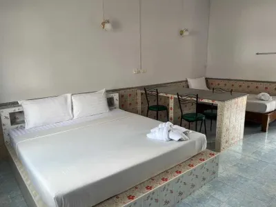 Chumphon Park Resort  호텔