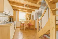 New!!! Cozy little holiday home in an ideal location right on the dike Hotels in Tossens