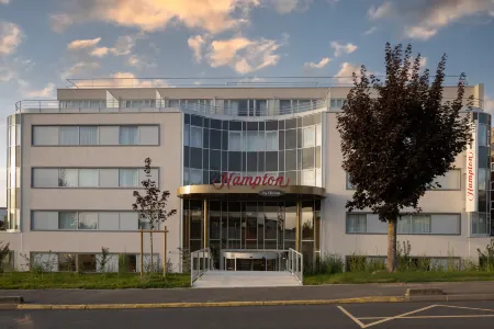 Hampton by Hilton Paris Charles de Gaulle Airport Отели рядом с достопримечательностью «Парк Мэри»