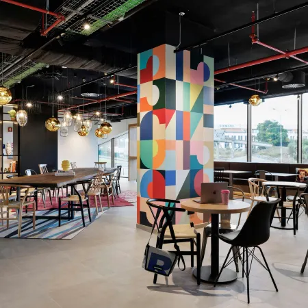 Moxy Alfragide Lisboa