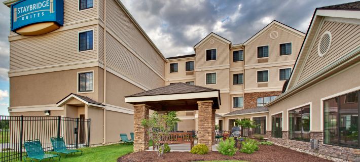 Staybridge Suites DAVENPORT by IHG Hotels in Scott County