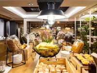 Ibis Bordeaux Centre Mériadeck Hotels in Bordeaux