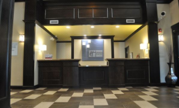 Holiday Inn Express & Suites GREENSBURG by IHG