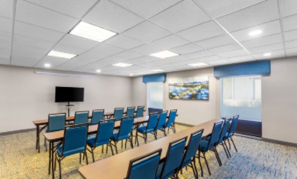 Hampton Inn Huntington University Area