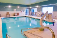Holiday Inn Express & Suites RUSSELLVILLE by IHG - Pools