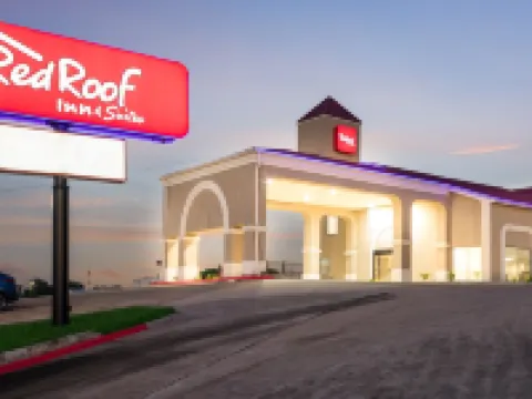 Red Roof Inn & Suites Austin East - Manor Hotels in Manor