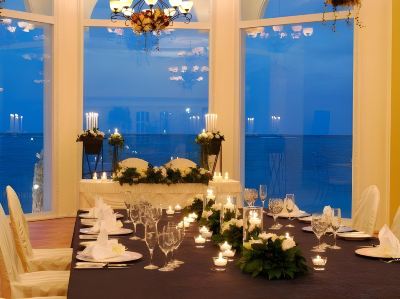 レストラン リザンシーパークホテル谷茶ベイの写真