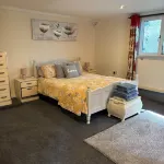 2 Bed Barn - Sleeps 4 - Pets - Parking - Wifi Hotels in Fincham