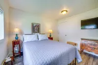 Private Plainfield Retreat w/ Gas Grill + Patio - Homestays