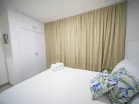 Cozy 2Br-2bt Apt Near the Beach and Main Street