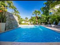 Cozy 2Br-2bt Apt Near the Beach and Main Street - balcony