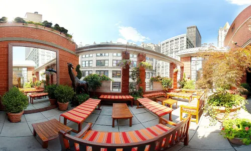 Hotel Giraffe by Library Hotel Collection