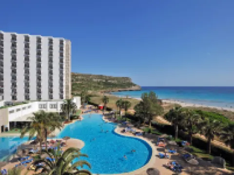 ソル ミラノス ピンギーノス アライオルのホテル