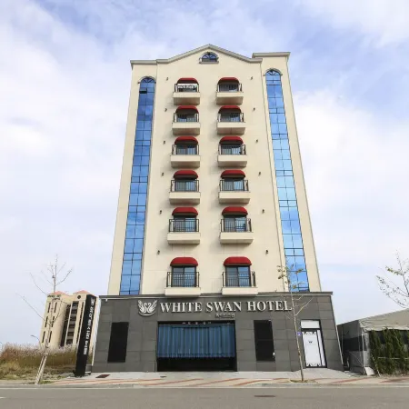 Ulsan Jeongjadong White Swan Отели рядом с достопримечательностью «Каменная балка Юпо»