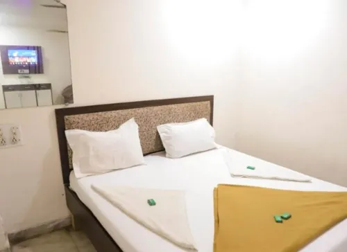 Hotel Achal Palace Lodging and Boarding Hotel a Ghorale